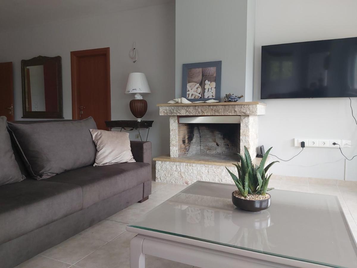 Villa Marilena นาฟปาคตอส ภายนอก รูปภาพ