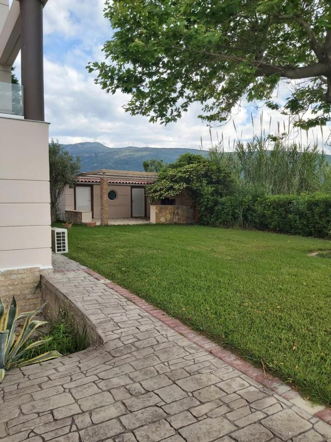 Villa Marilena นาฟปาคตอส ภายนอก รูปภาพ